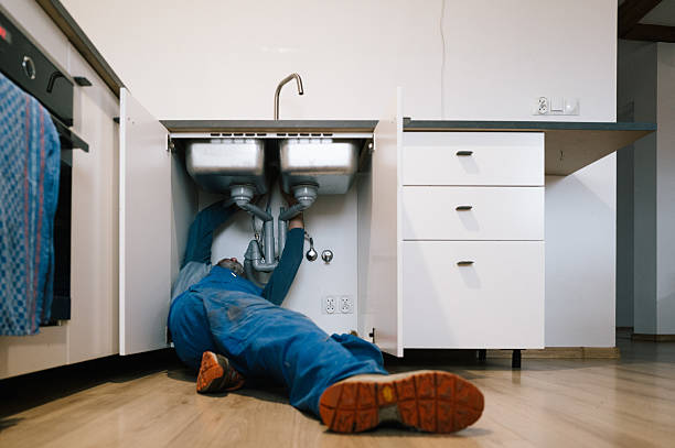 Professional Plumbing technician working in Hoffmeister, NY